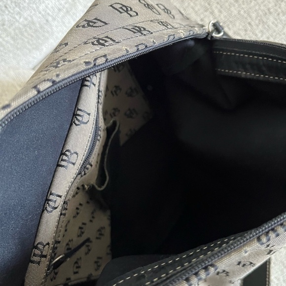 Dooney and Bourke Black&Brown Monogram Large Canvas and Leather Tote 18x13 - Picture 6 of 14